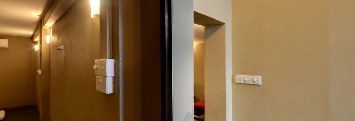 Lanna Thai Traditional Massage (Traditional Thai Body Massage, Foot Reflexology)